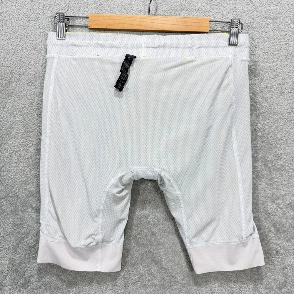 Lululemon Mens Medium Yellow White Vented Tennis Shorts 6